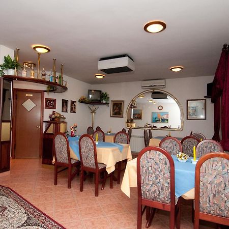 Bed & Breakfast Villa Klara Ичичи Экстерьер фото