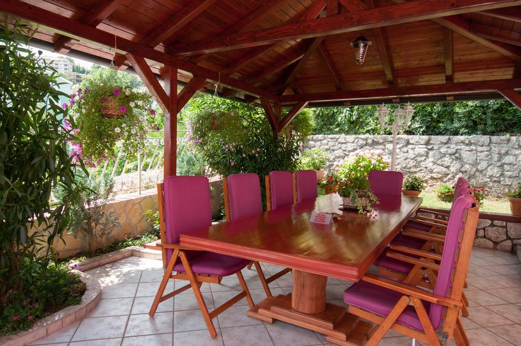 Bed & Breakfast Villa Klara Ичичи Экстерьер фото