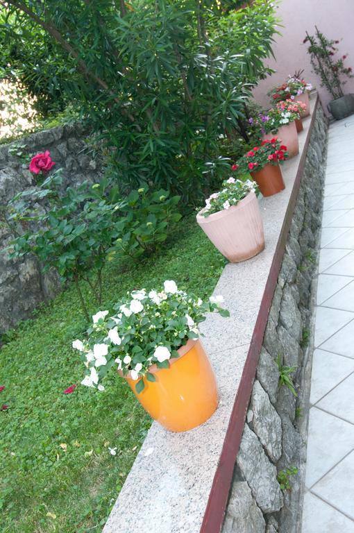Bed & Breakfast Villa Klara Ичичи Номер фото